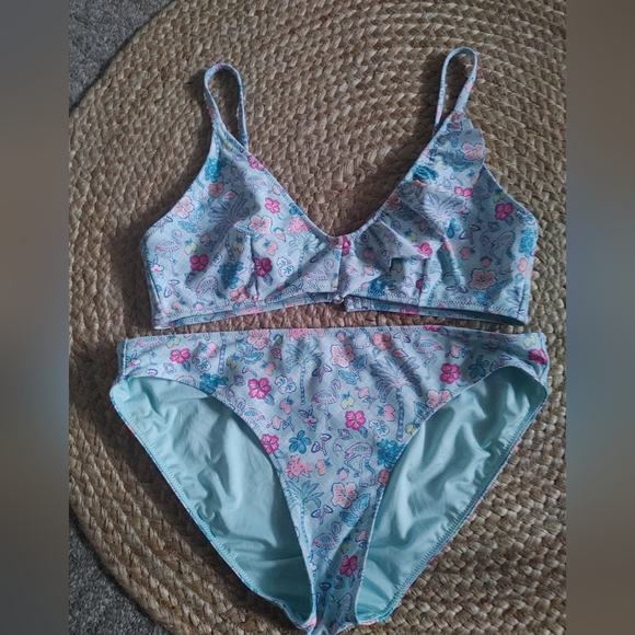 Vineyard Vine Flamingo flock 2 two-piece bathing suit Sz.Med - Picture 2 of 7